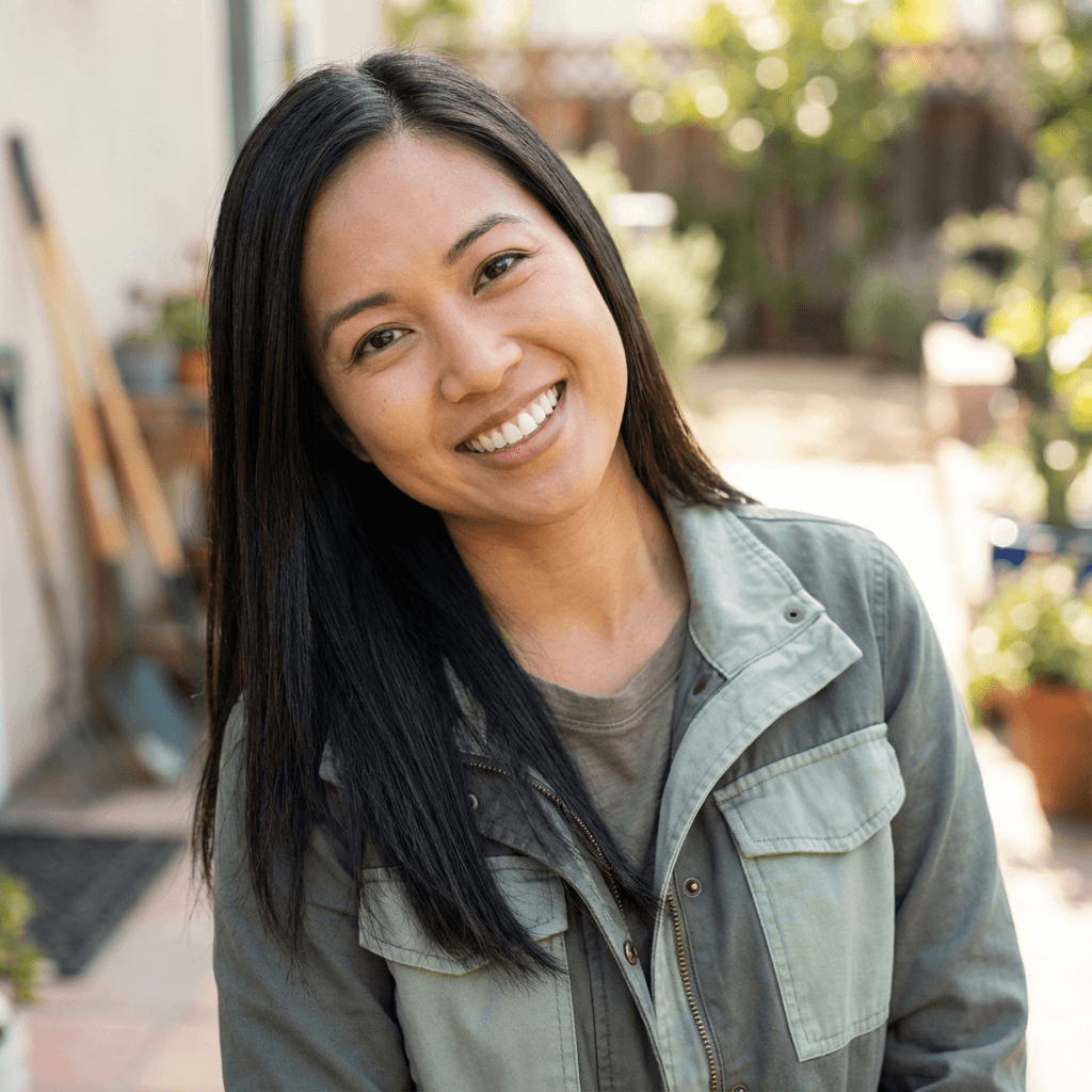 Jennifer Alvarez, female homeowner in her 40s, Hispanic, warm approachable style